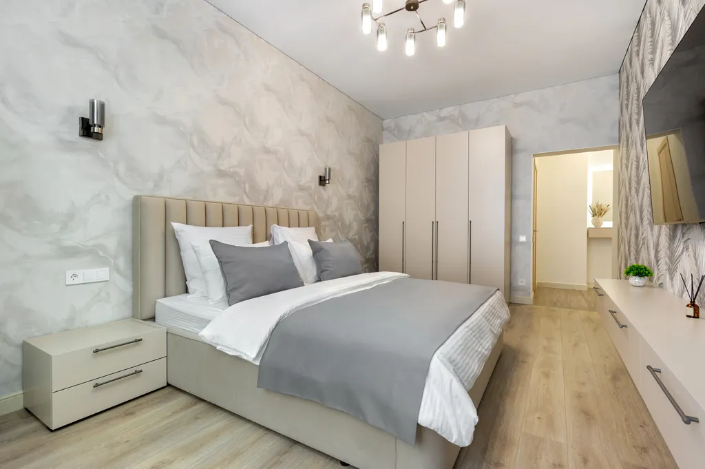 Апартаменты бизнес-класса с видом на эльбрус в доме с часами