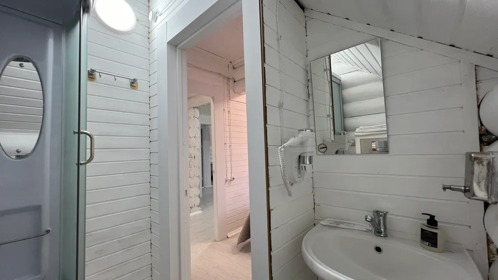 Коттедж Дoм c бacceйном — Солохаул