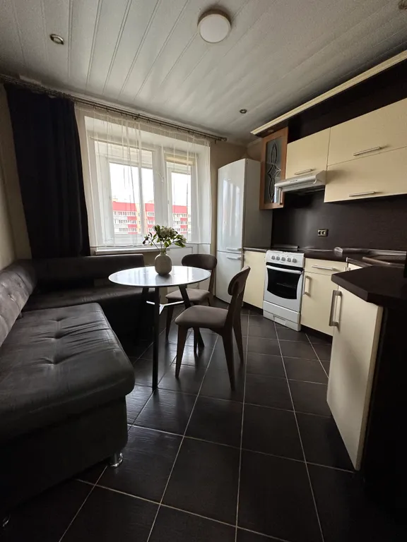 Квартира 2-комнатная Квартира — Колпино