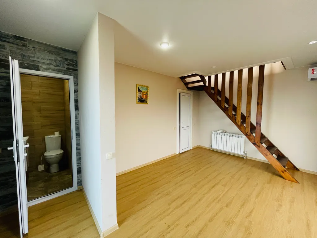 Вилла с бассейном и баней