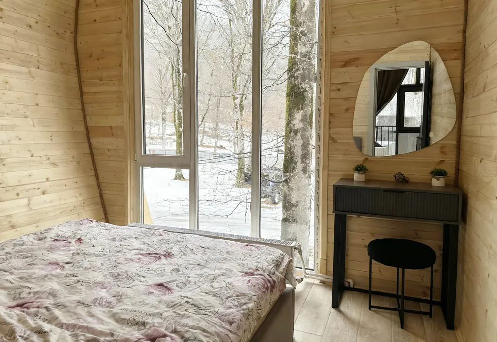 Коттедж - Сердце с видом на горы и лес