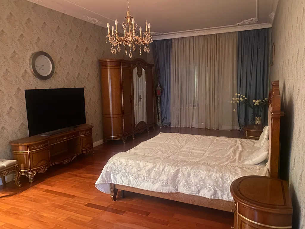 Коттедж с сауной и бассейном