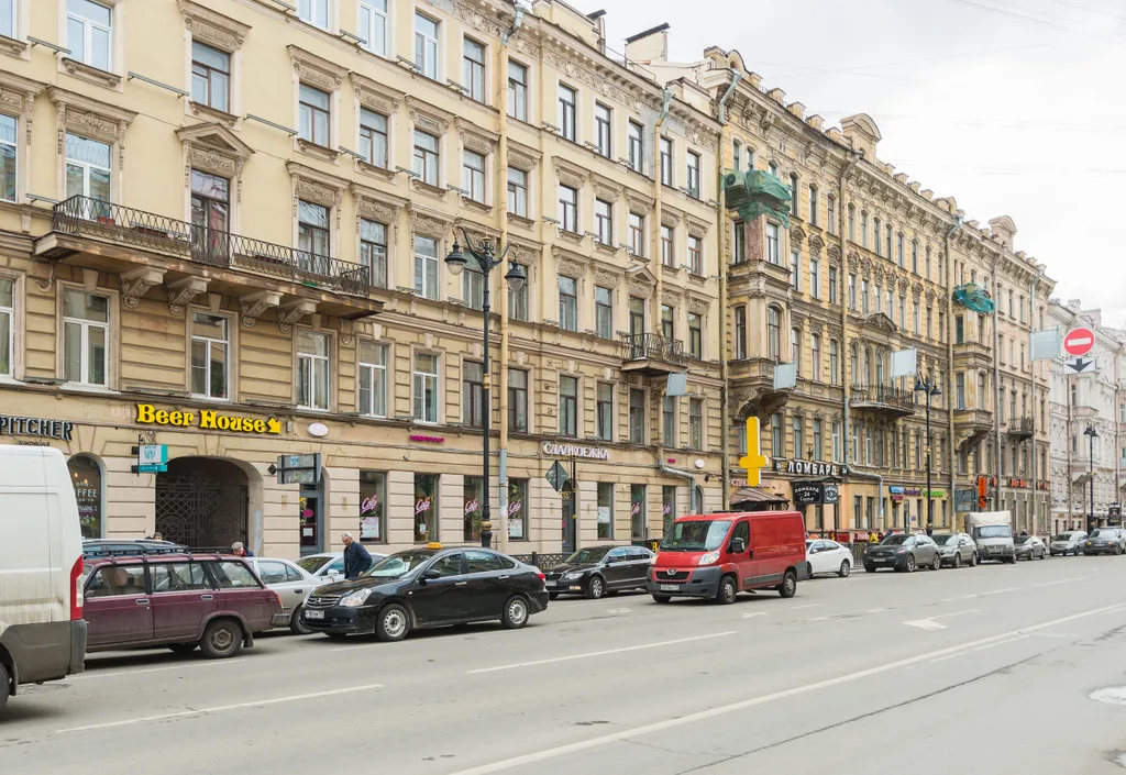 Квартира Апартаменты с тремя спальнями у метро Маяковская — Санкт-Петербург