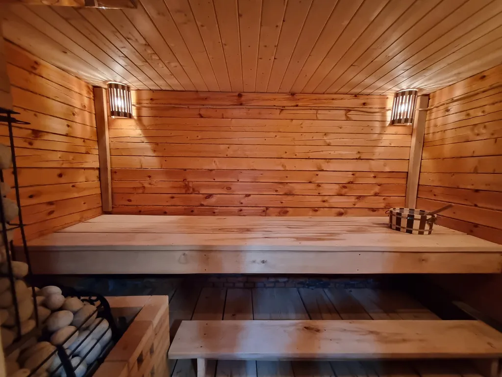 Дом, баня на дровах, Сибирский Чан