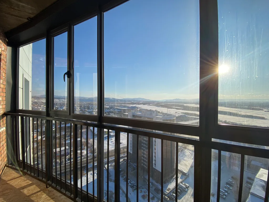 1-комнатная квартира с красивым видом на город и на реку