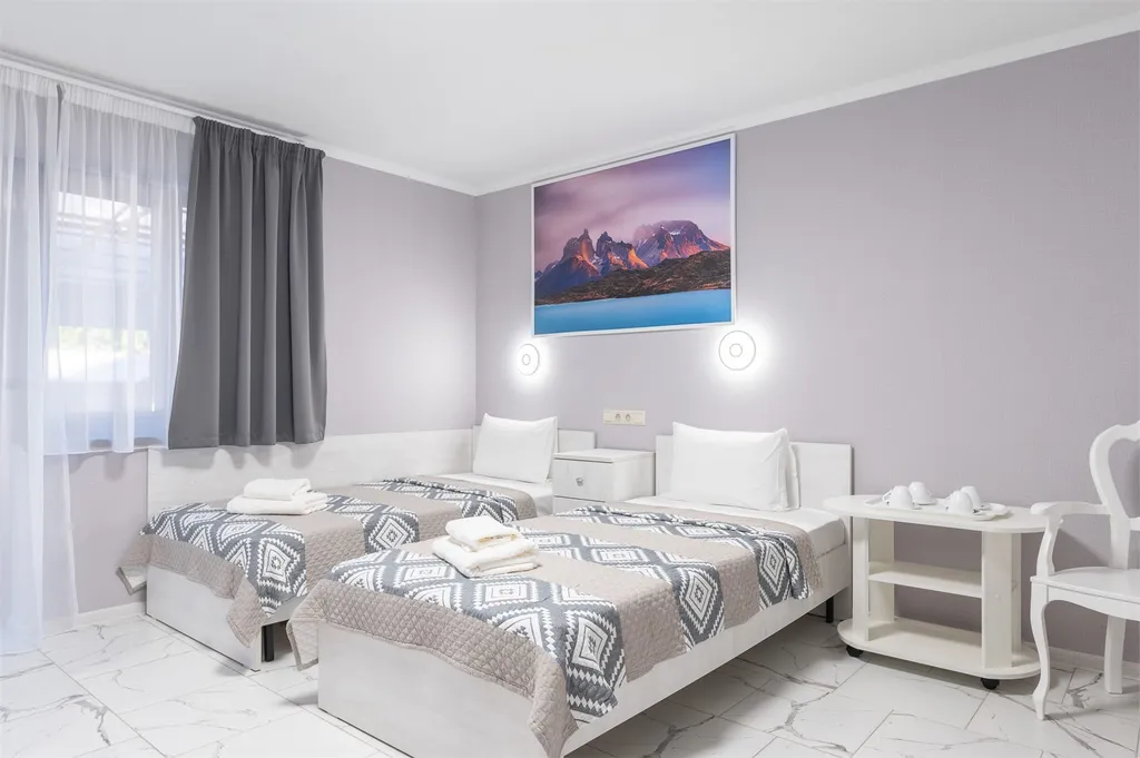 Апартаменты стандарт с бассейном