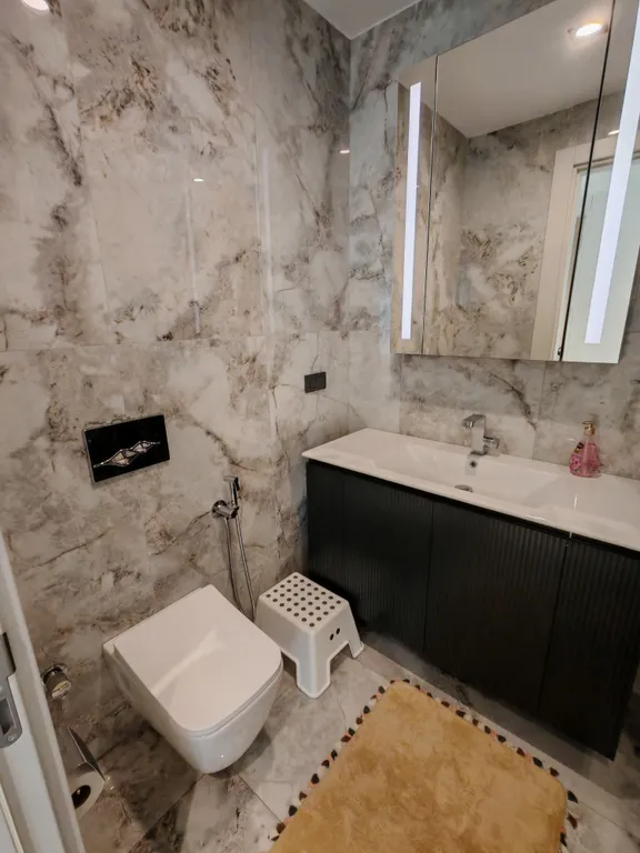 Квартира с тремя спальнями Azura World Residence & Hotel