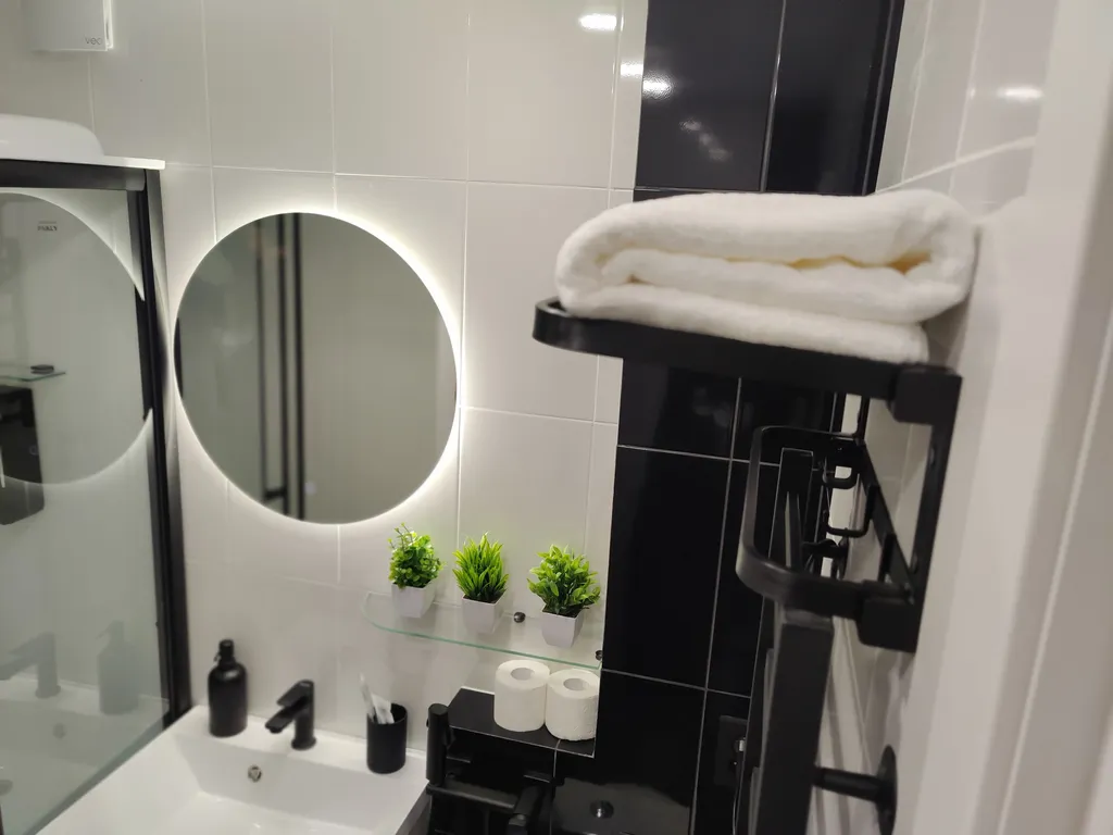 Стильная квартира с сауной, в центре города