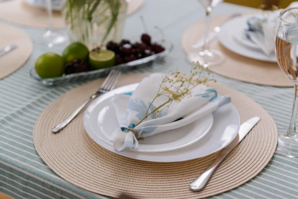 Дом с патио зоной на террасе