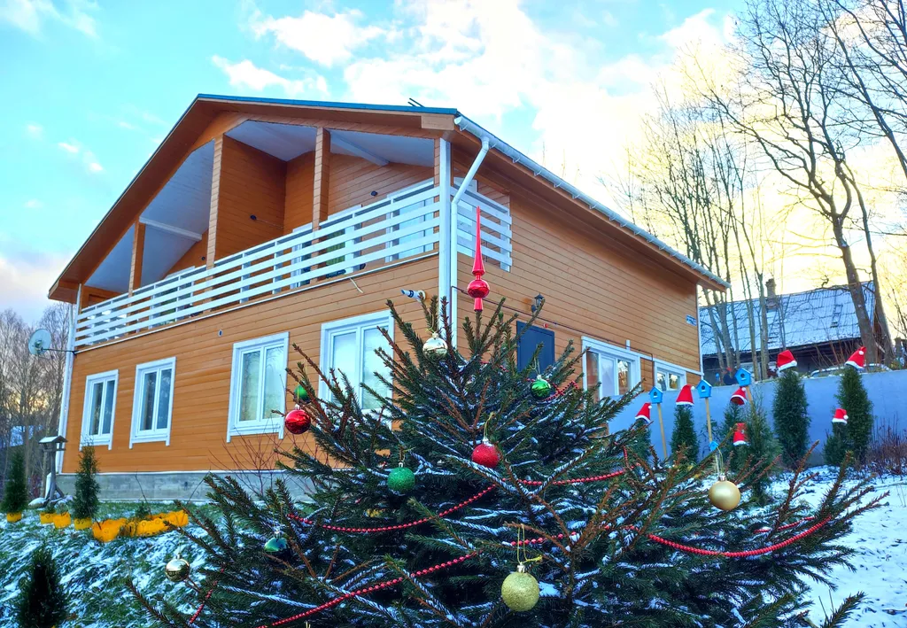 Просторный коттедж у озера с шикарным видом для большой компании — аренда посуточно в Сосново