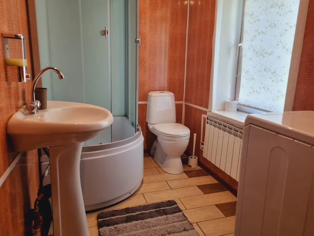 Гостевой дом Кедровое подворье рядом с рекой Катунь