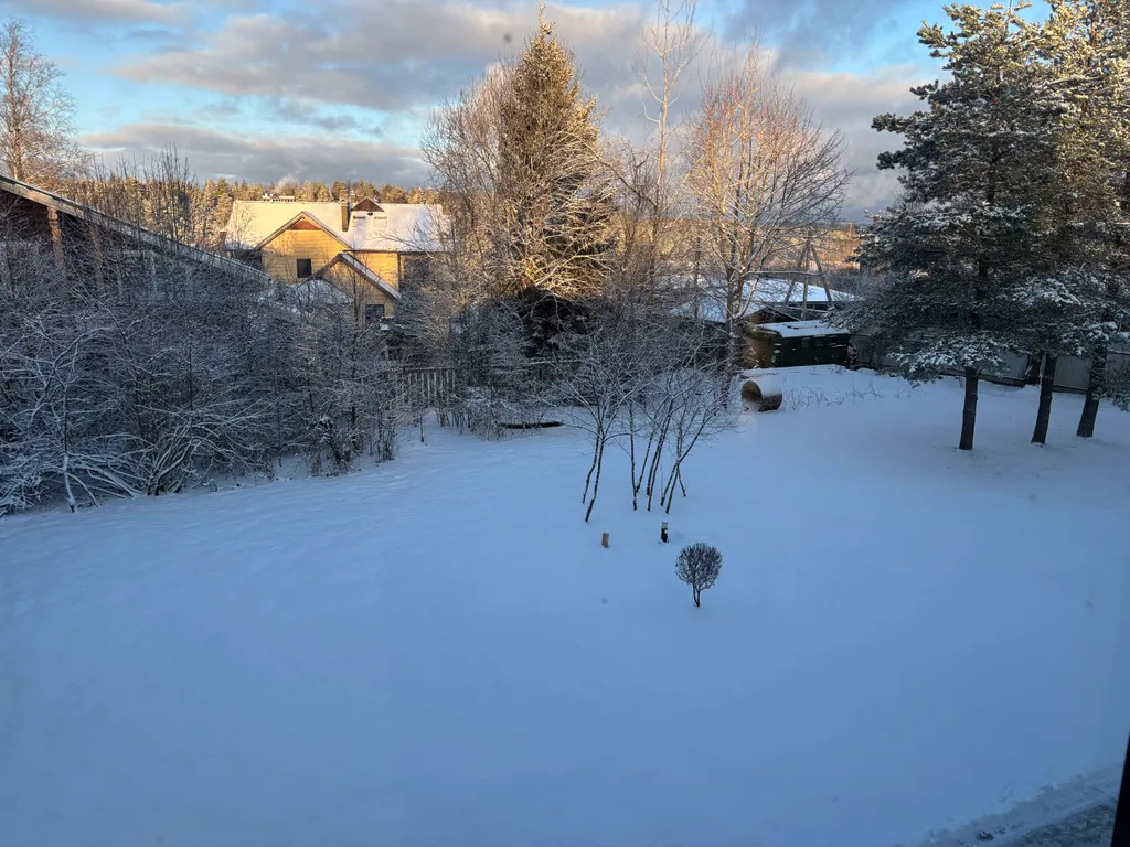 Дом с 3 спальнями и Баней у Медного озера