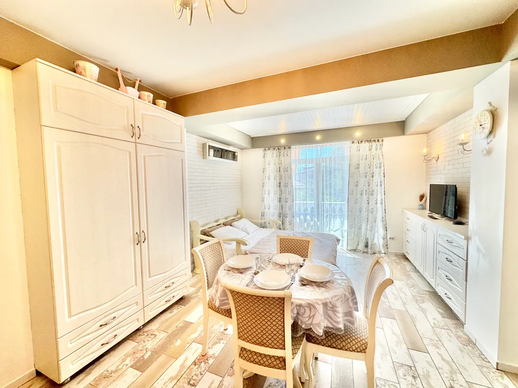 2х-к апартамент 2й-этаж с балконом в жк вилладельмар крым ялта гаспра