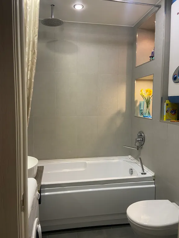 У леса, с ремонтом и 2 кроватями Переезжайте с одним чемоданом!