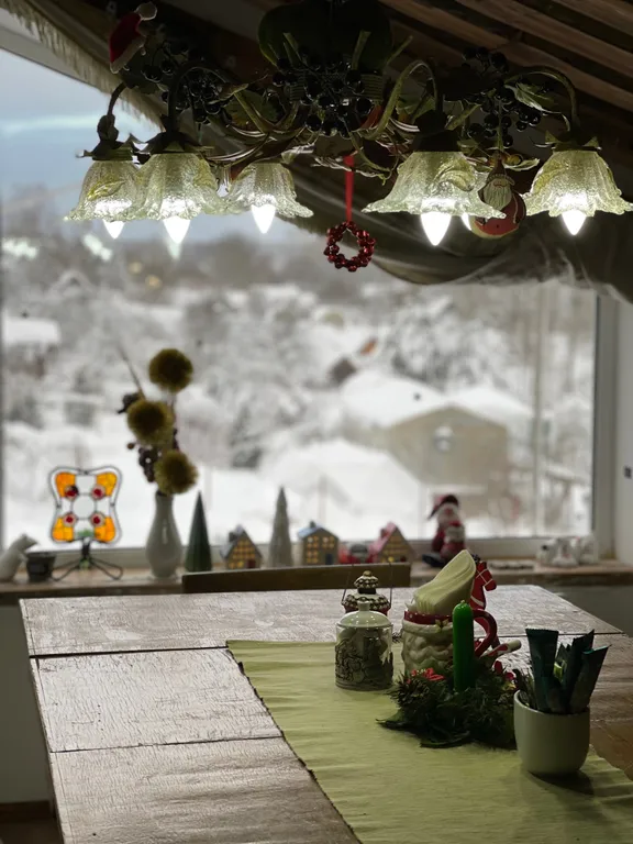 Три галки с мансардой