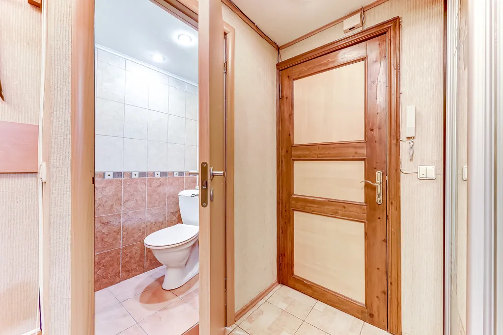 Ryss' 2BR Apt on Nevsky 136