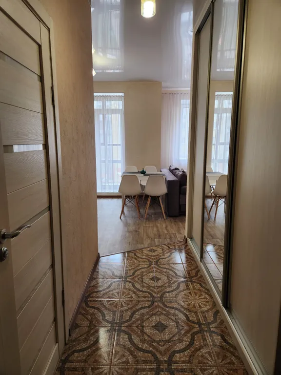 Уютная квартира в центре на берегу Иртыша