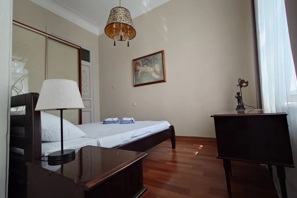 Квартира Уютная двухкомнатная квартира с видом в самом центре города — Севастополь