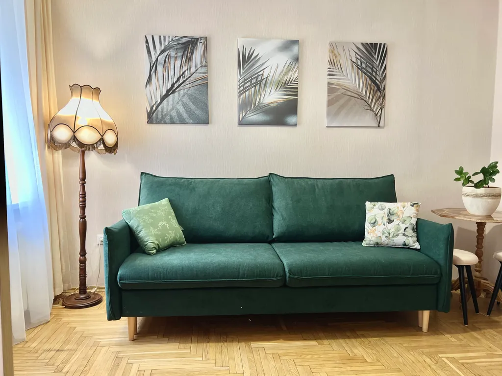 Просторная квартира с видом на Стелу — аренда посуточно в Минск