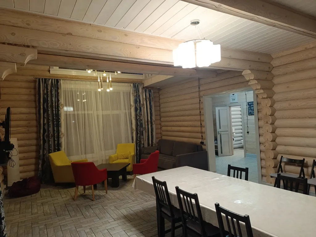 Уютный дом вблизи города и леса