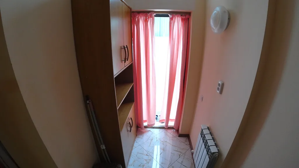 Двухкомнатный дом с большим отдельным двором