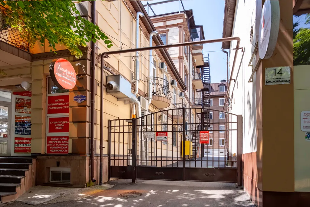 Абсолютно новая квартира класса люкс в самом центре