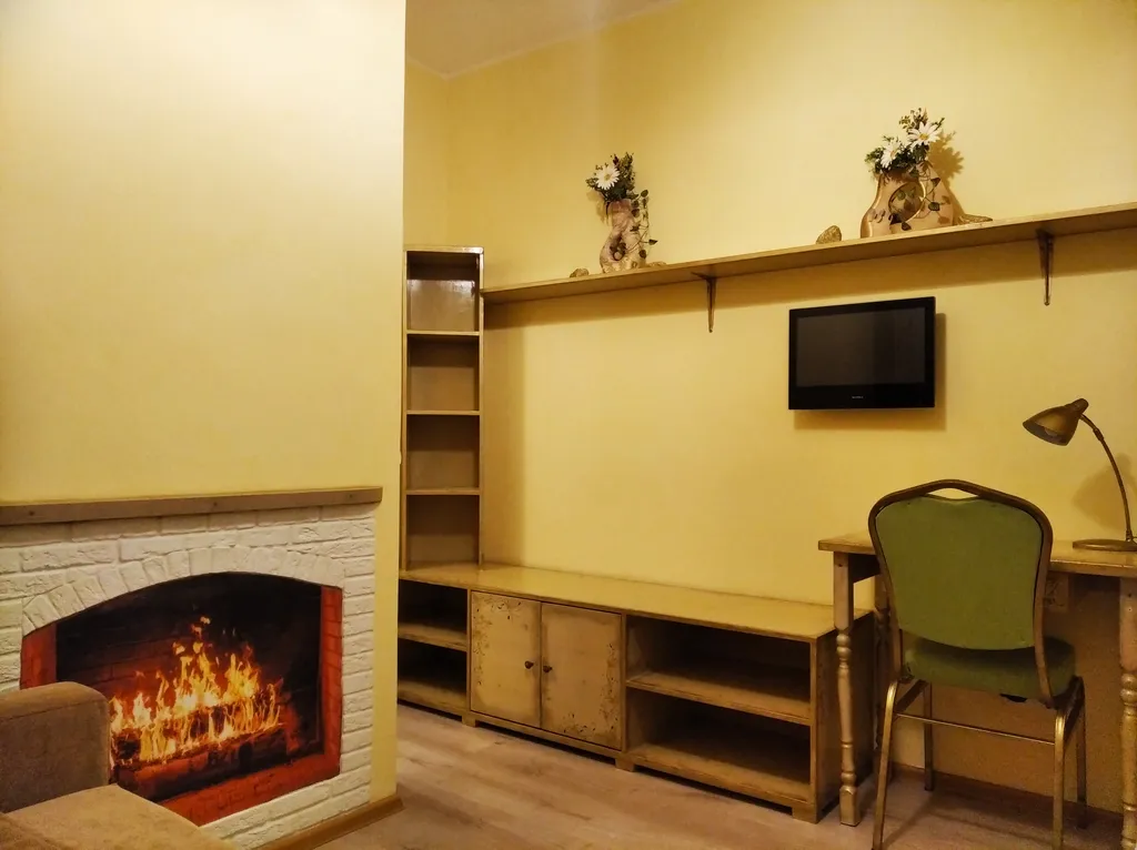 Светлая квартира у парка с рекой +