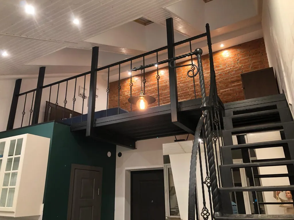 Стильная loft квартира Athena в центре Петербурга