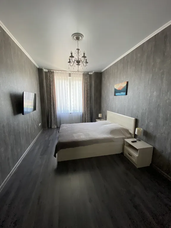 Тёплая уютная 2-х комнатная квартира с евроремонтом