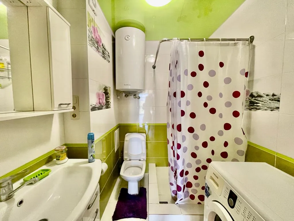 Уютная квартира на Вилле Дельмар с можевельником со стороны лоджии