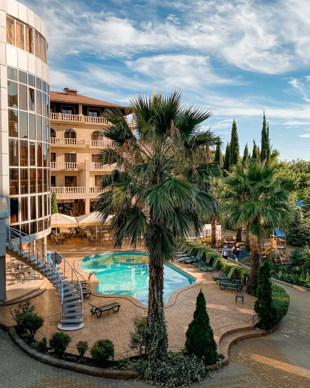 3-комнатная Квартира — аренда посуточно в Лазаревское