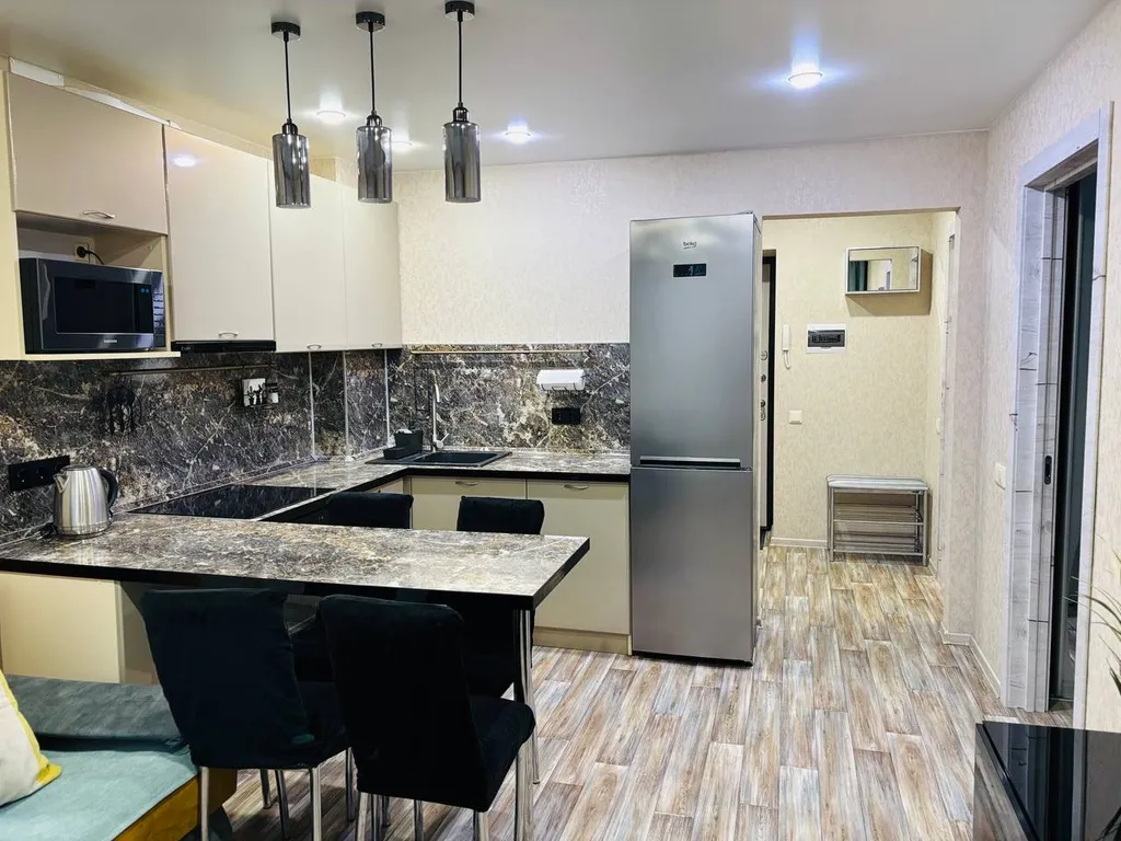 Стильная и просторная квартира в Заводском