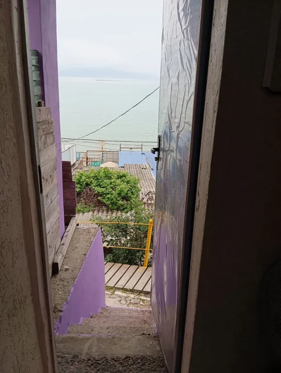 Коттедж Домик с удобствами на пляже Алексино — Новороссийск