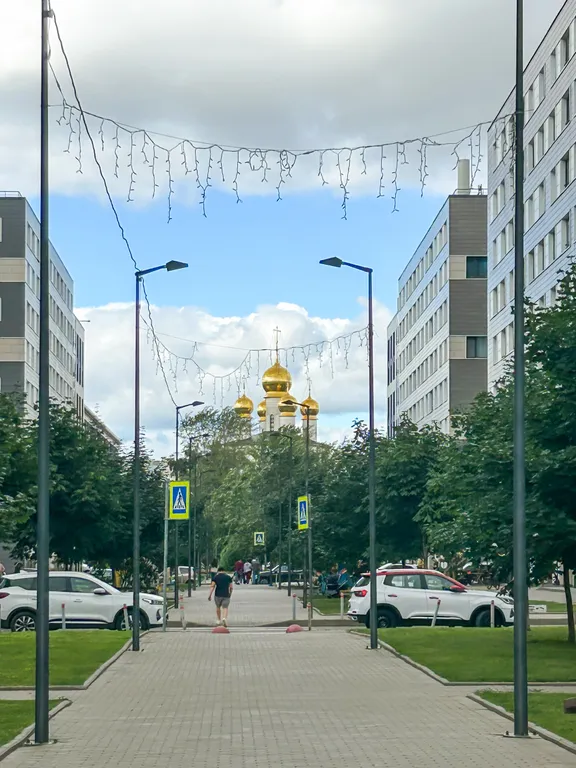 Уютная евродвушка у площади Восстания