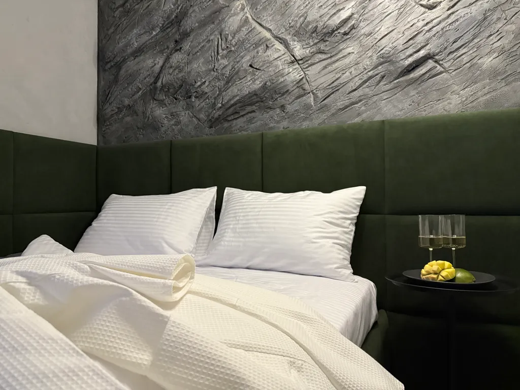 Эксклюзивный дизайнерский ремонт с элементами ручной работы