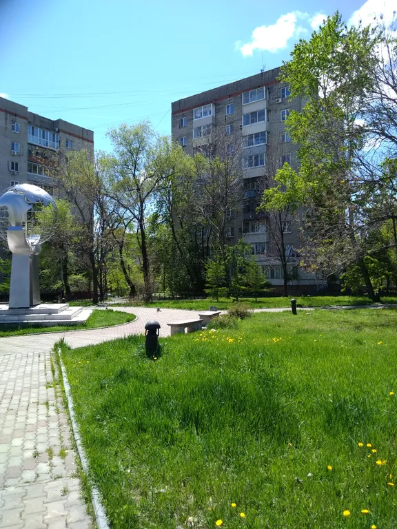Квартира Квартира Просторная, уютная студия с видом на улицу Ленина, в самом центре — Хабаровск