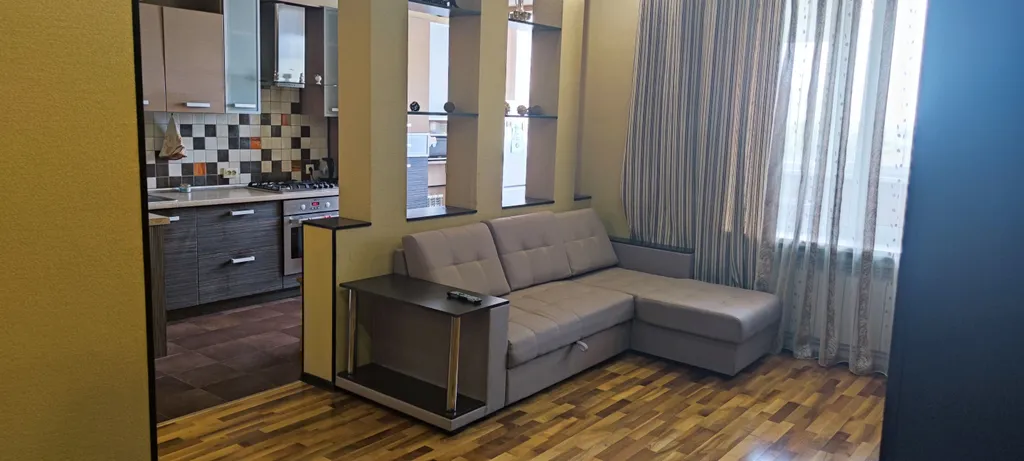 Уютная квартира студия в центре города — аренда посуточно в Орёл