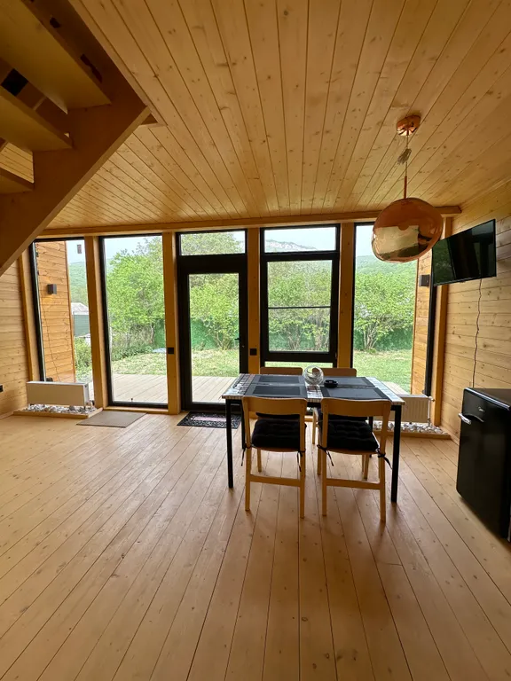 Барнхаус с чаном и бассейном