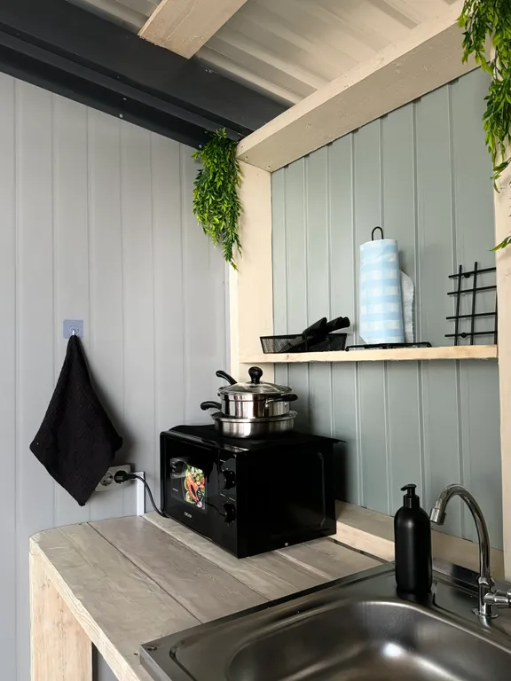 Уютный домик в 20 шагах от моря на первой линии