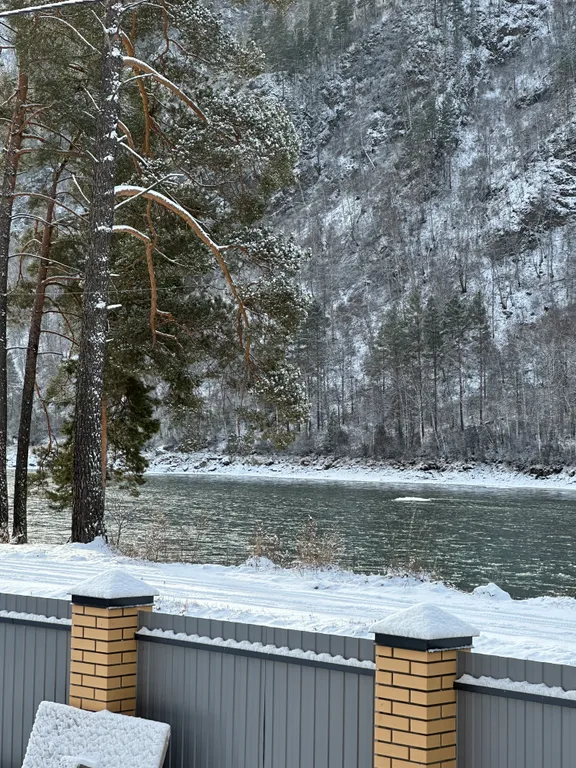 Новый круглогодичный 3-й коттедж на берегу Катуни