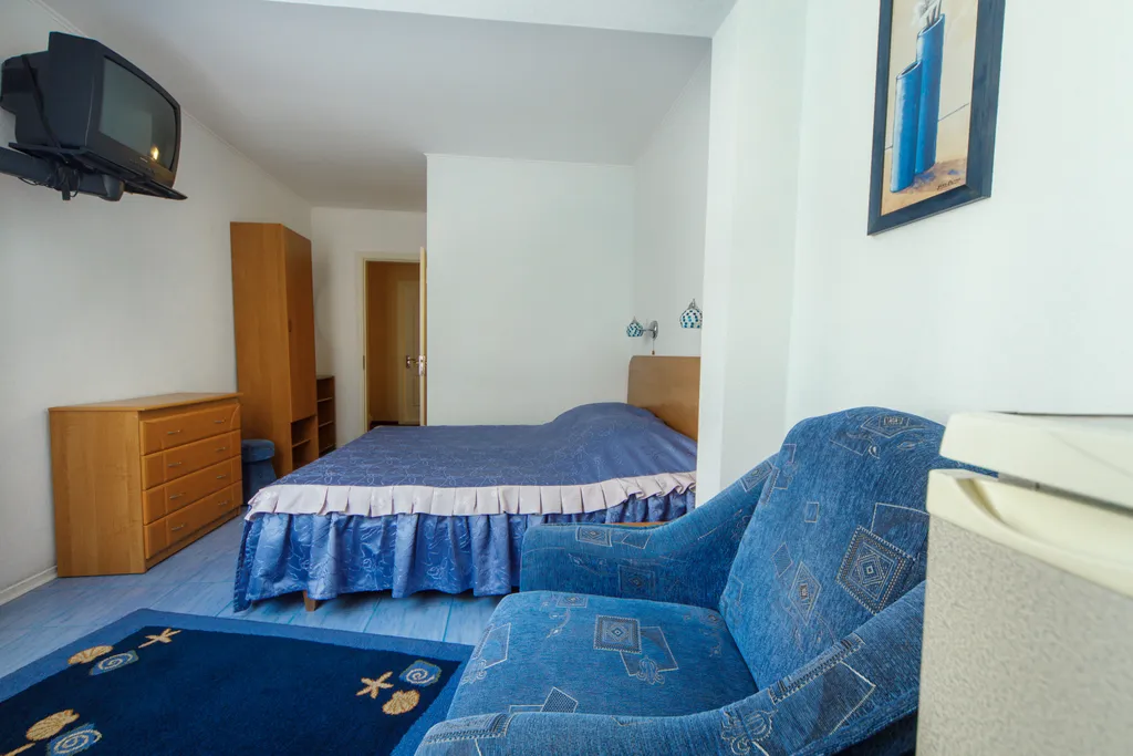 Уютная комната у моря