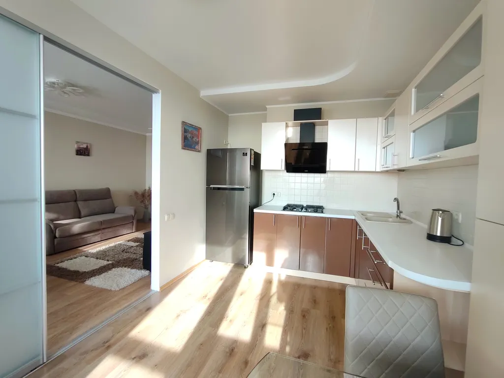 Квартира Квартира возле ТЦ Апельсин — Севастополь