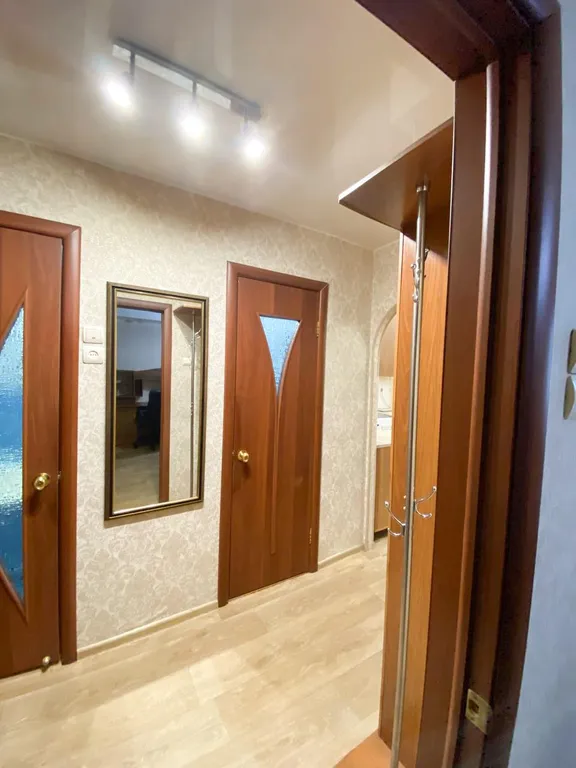 Шикарная теплая квартира с просторной лоджией в черте центра города.