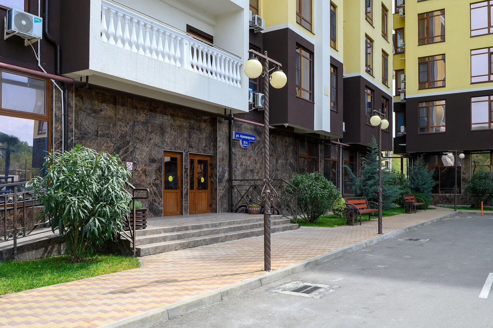Фото