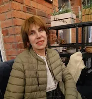 Елена Попова