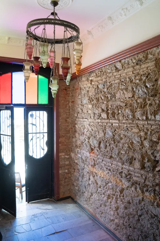 Современный люкс у Истикляля