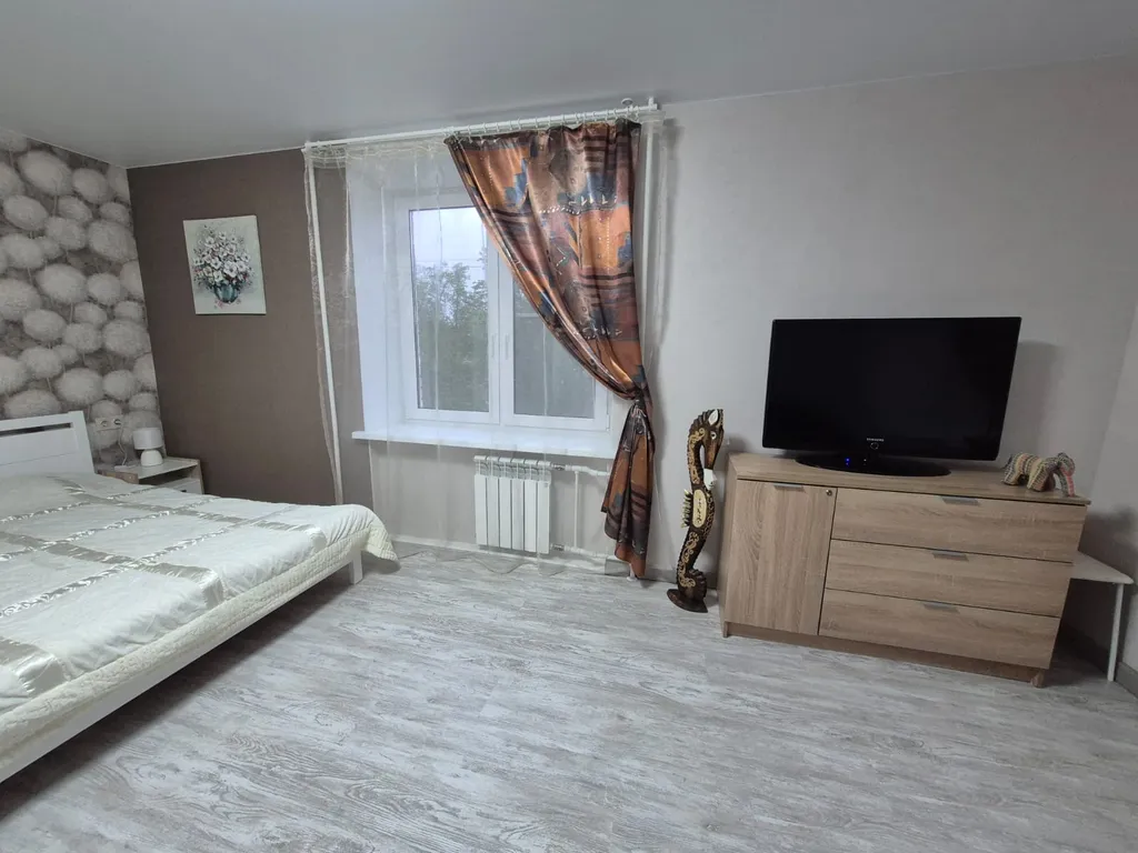 Квартира в самом центре Петергофа!