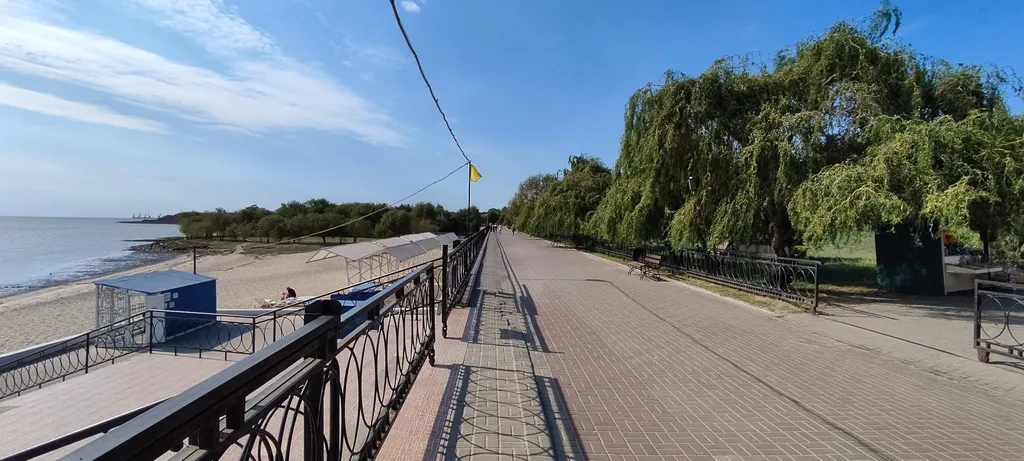 Домик с видом на море