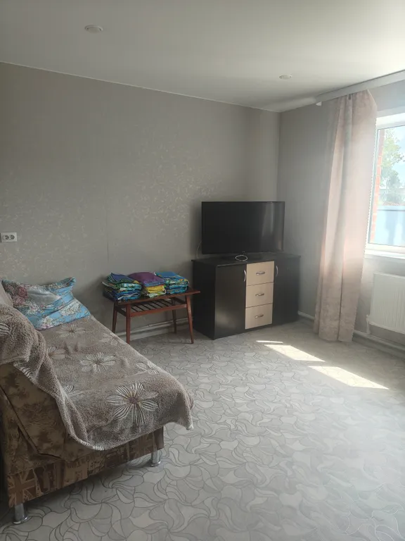 Дом коттедж в частном секторе, для семьи или небольшой компании