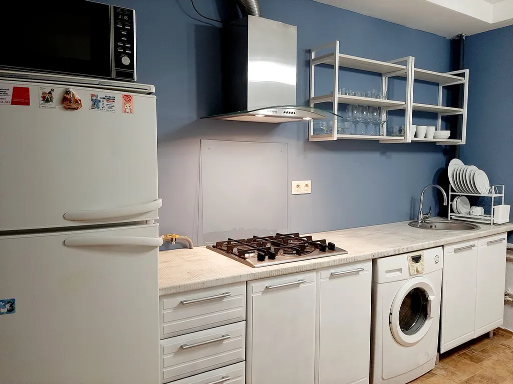 10 минут до центра, просторная квартира с индивидуальным отоплением